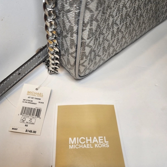 NEW Michael Kors Jet Set Charm Silver Large EW Crossbody NWT - Picture 3 of 8